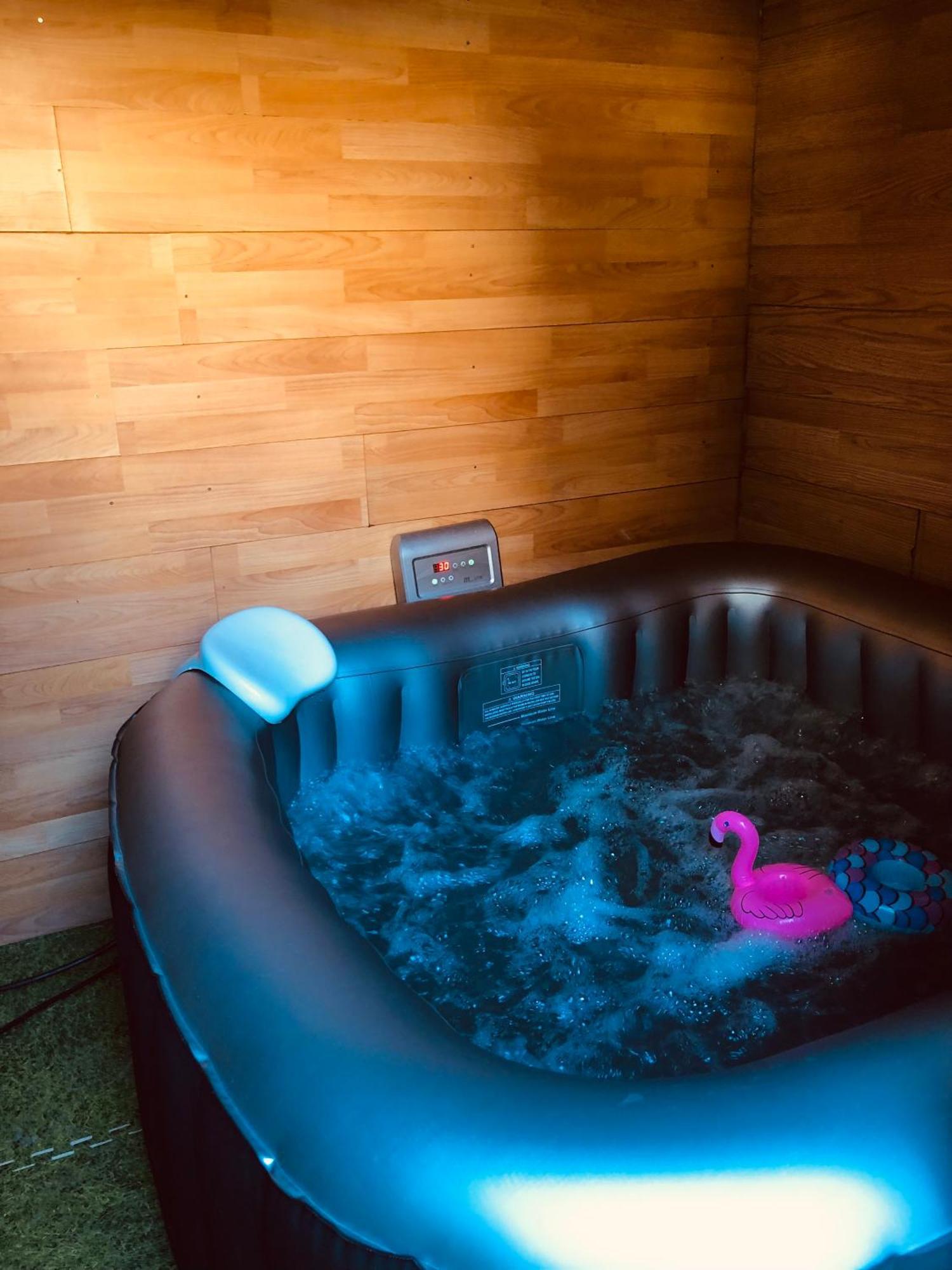 Grand T2 Climatise Avec Jardin Et Spa 纳博讷 外观 照片